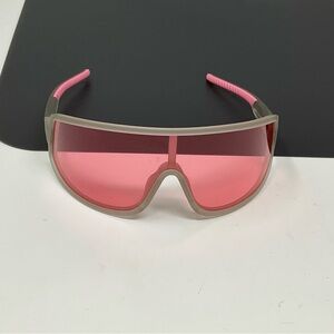 NEW GOODR SUNGLASSES unisex extreme dumpster diving sunglasses in rose scratches